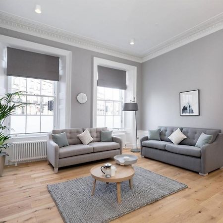 Joivy Spacious And Bright 1Bed Apt, Short Walk From Princes Street Edimburgo Esterno foto